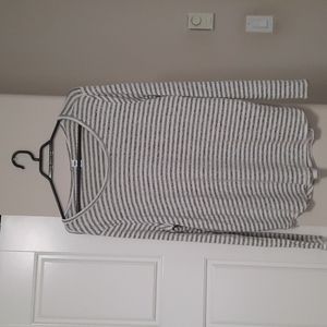 Old Navy XL Black and White striped long sleeve shirt